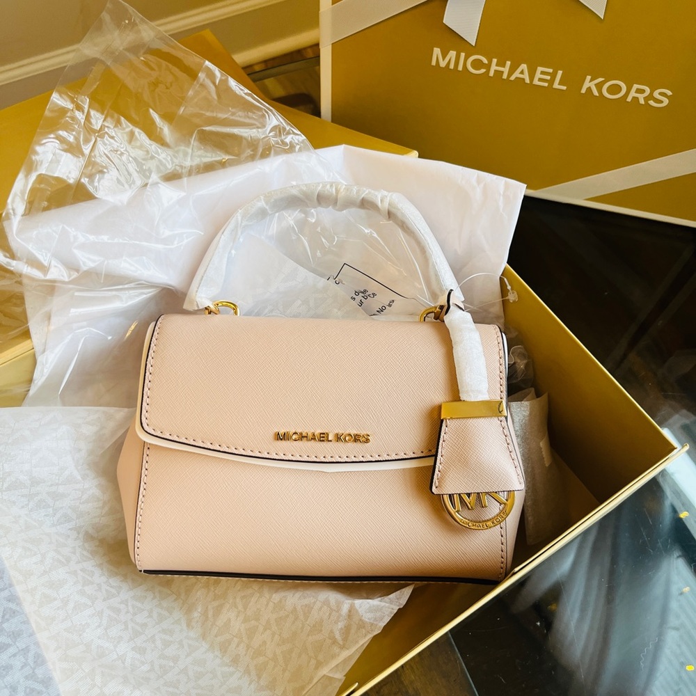 Michael kors extra small ava